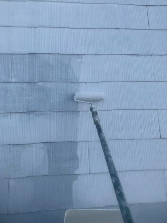 屋根塗装下塗り2回目