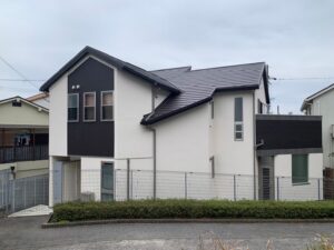 富田林市 TY様邸 屋根塗装、外壁塗装、ベランダ防水、付帯塗装、コーキング施工
