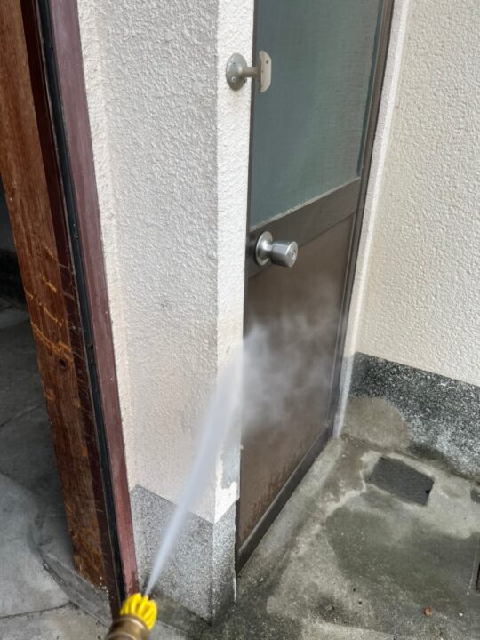 高圧洗浄：外壁