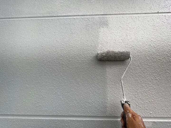 外壁塗装：上塗り