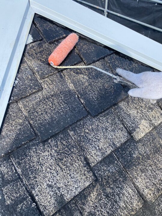 屋根塗装：下塗り2回目