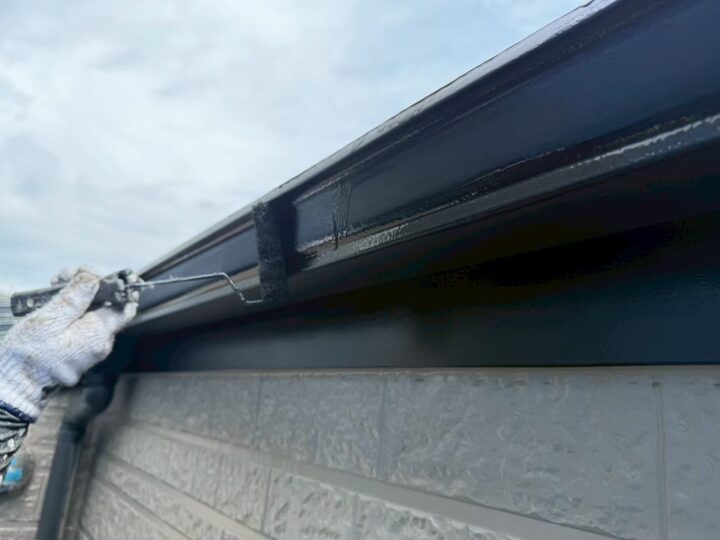 付帯塗装:破風板