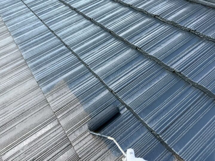 屋根塗装:中塗り