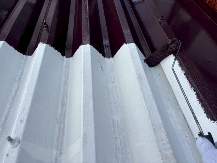 屋根塗装:下塗り