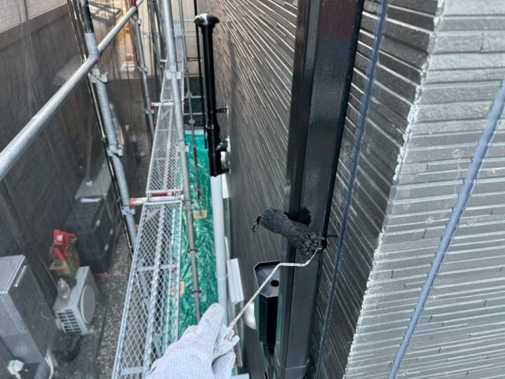 付帯塗装:トイレ配管