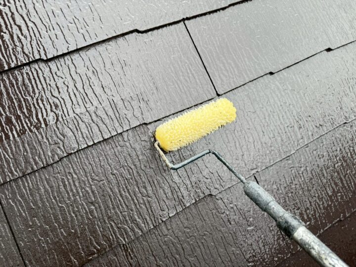 屋根塗装:下塗り1回目