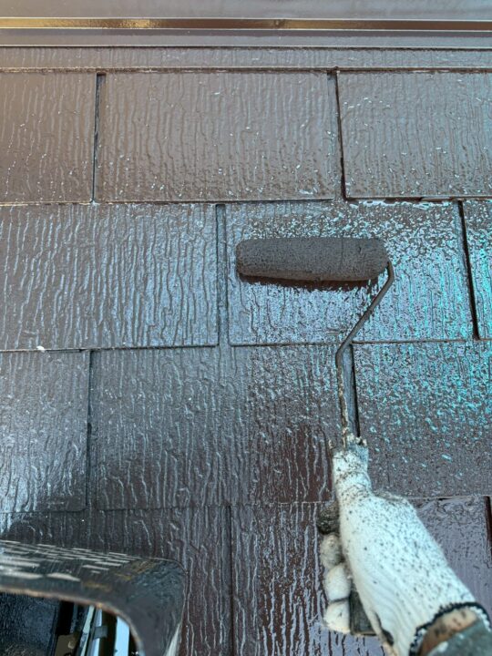 屋根塗装:中塗り