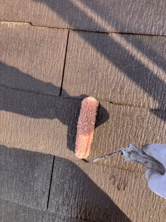 屋根塗装:下塗り1回目