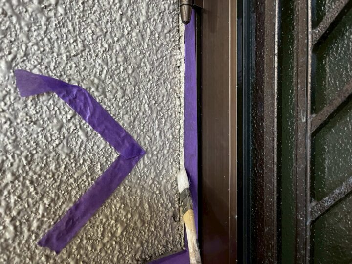 シーリング:プライマー塗布