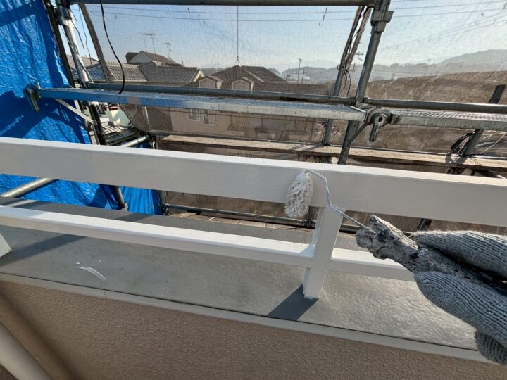 付帯塗装:ベランダ手摺