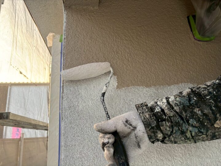 外壁塗装:下塗り