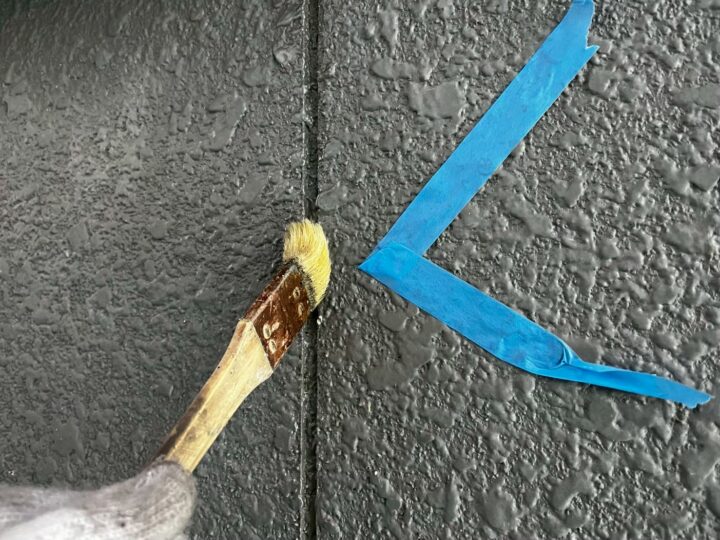 シーリング:プライマー塗布