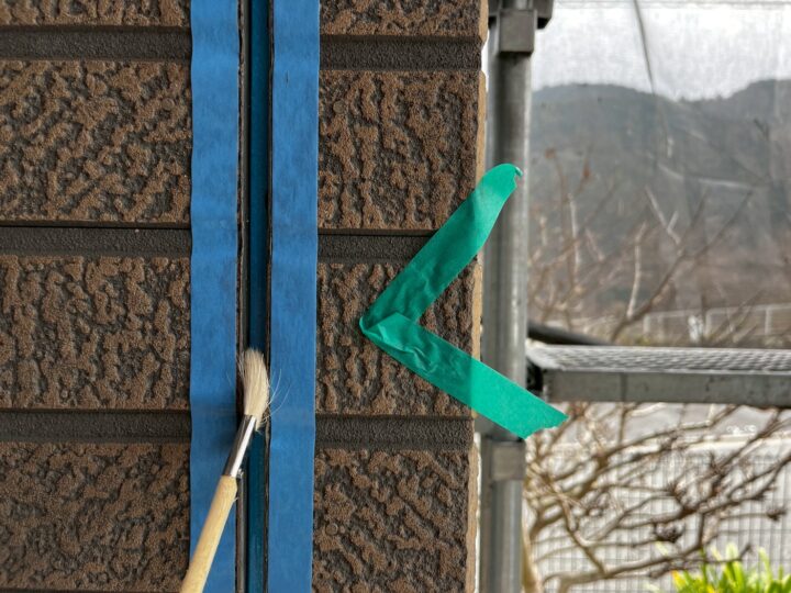 シーリング:プライマー塗布