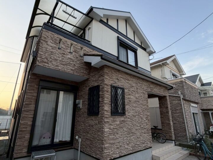 羽曳野市OG様邸  外壁塗装、屋根塗装、付帯塗装、シーリング施工、軒天塗装、ベランダ防水