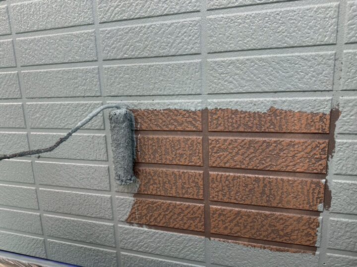 外壁塗装:中塗り