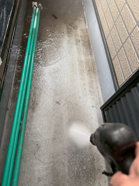 高圧洗浄:ベランダ