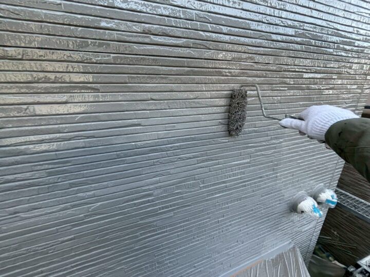 外壁塗装:上塗り