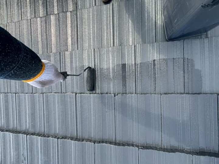 屋根塗装:上塗り