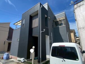 富田林市　SR様邸  外壁塗装、屋根塗装、付帯塗装、シーリング施工、軒天塗装、ベランダ防水