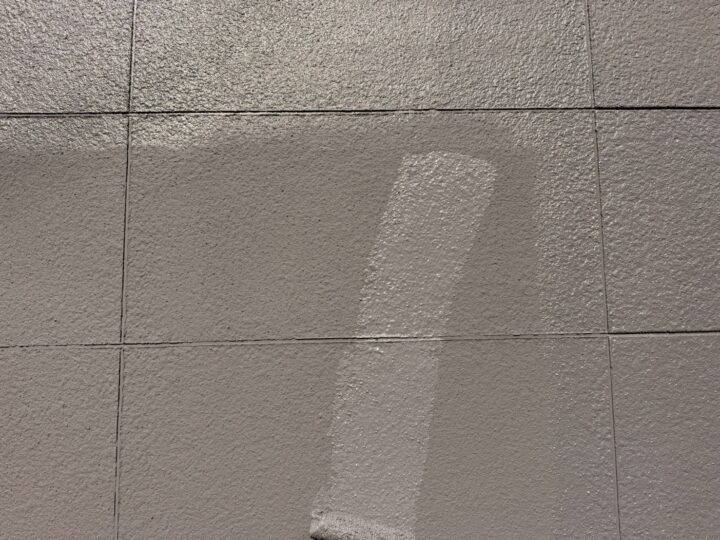 外壁塗装:中塗り